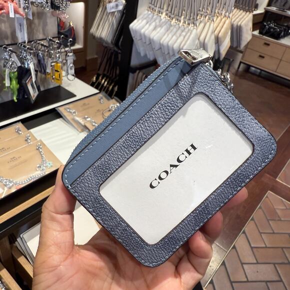 Coach CW883 Zip Card Case In Signature Canvas, signature canvas/Silver/Chambray - Picture 4 of 5